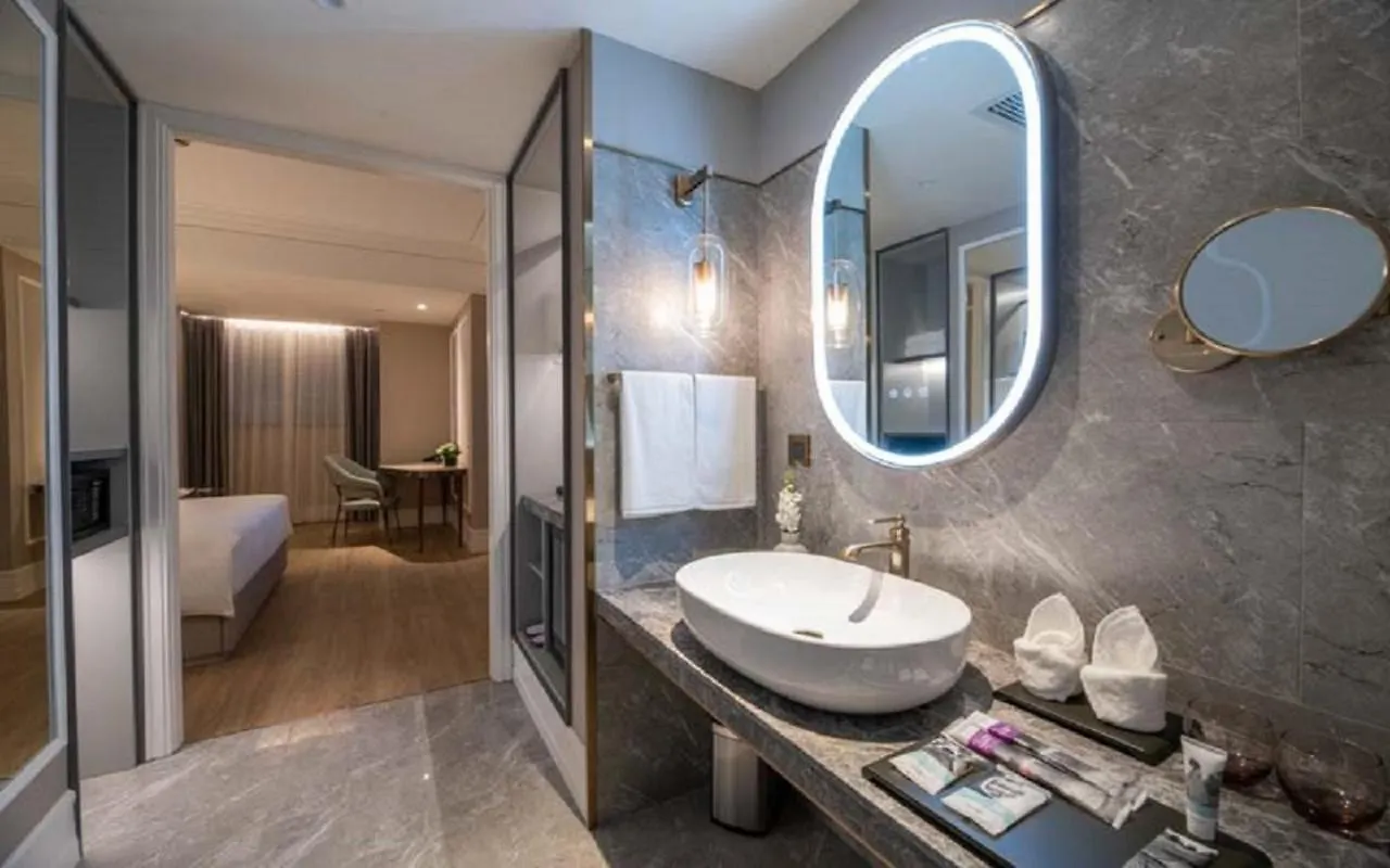 Hotel Mercure Shanghai Global Harbour