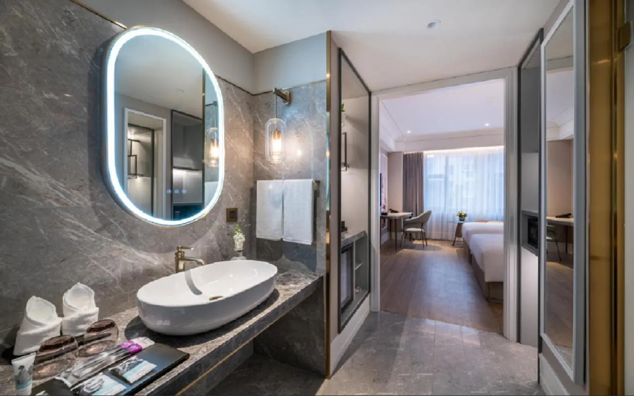 Mercure Shanghai Global Harbour Hotell